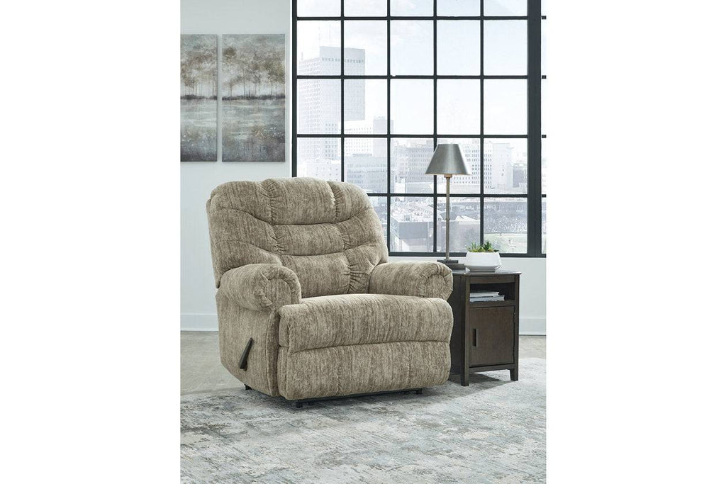 Movie Man Zero Wall Recliner - Retreat Home Furniture