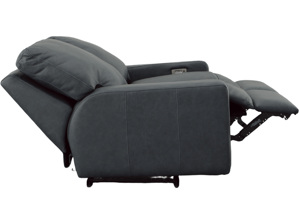 Malibu Loveseat With Power